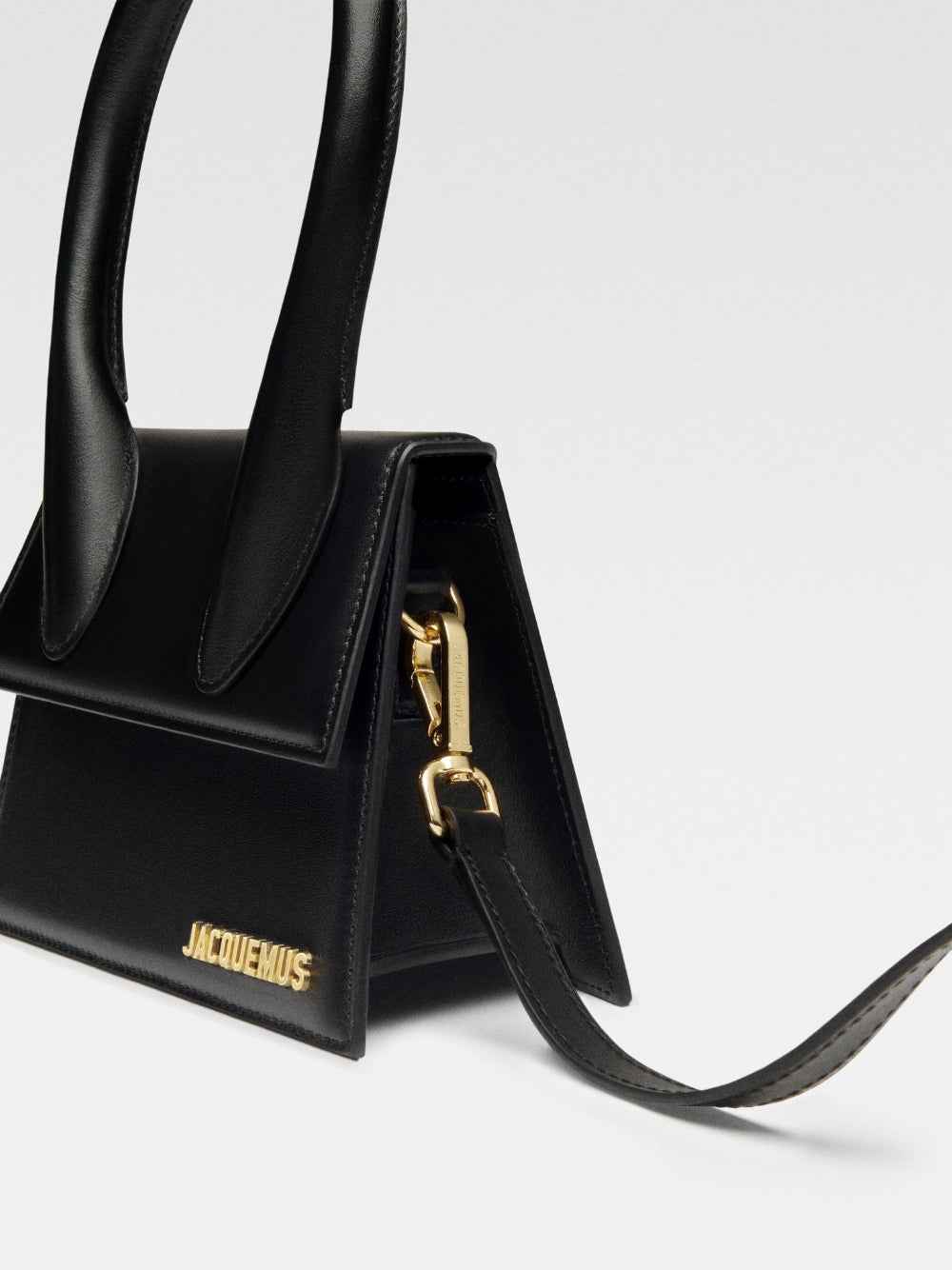 Jacquemus Le Chiquito Moyen Black Bag - Maison Cuirelle