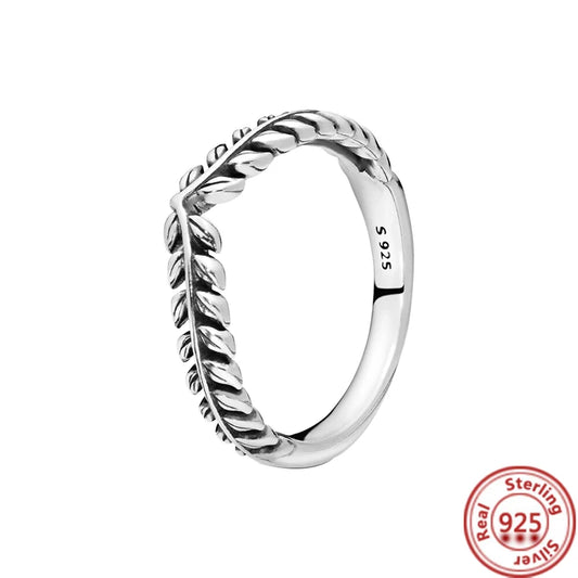 Anillo en pico floral