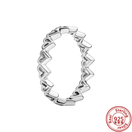 Anillo corazones geométrico