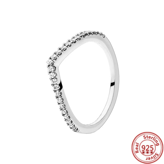 Anillo forma de pico con circonitas